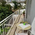 Roky Apartment Hvar Town