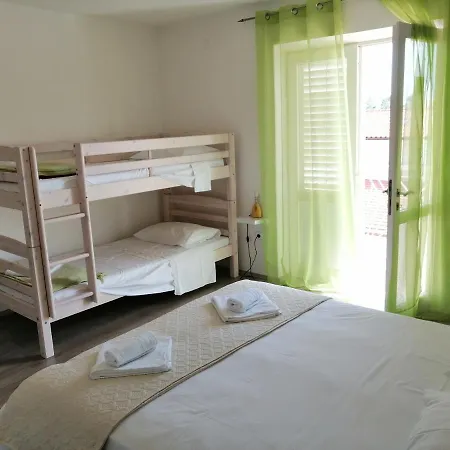 Roky Appartement Hvar Town